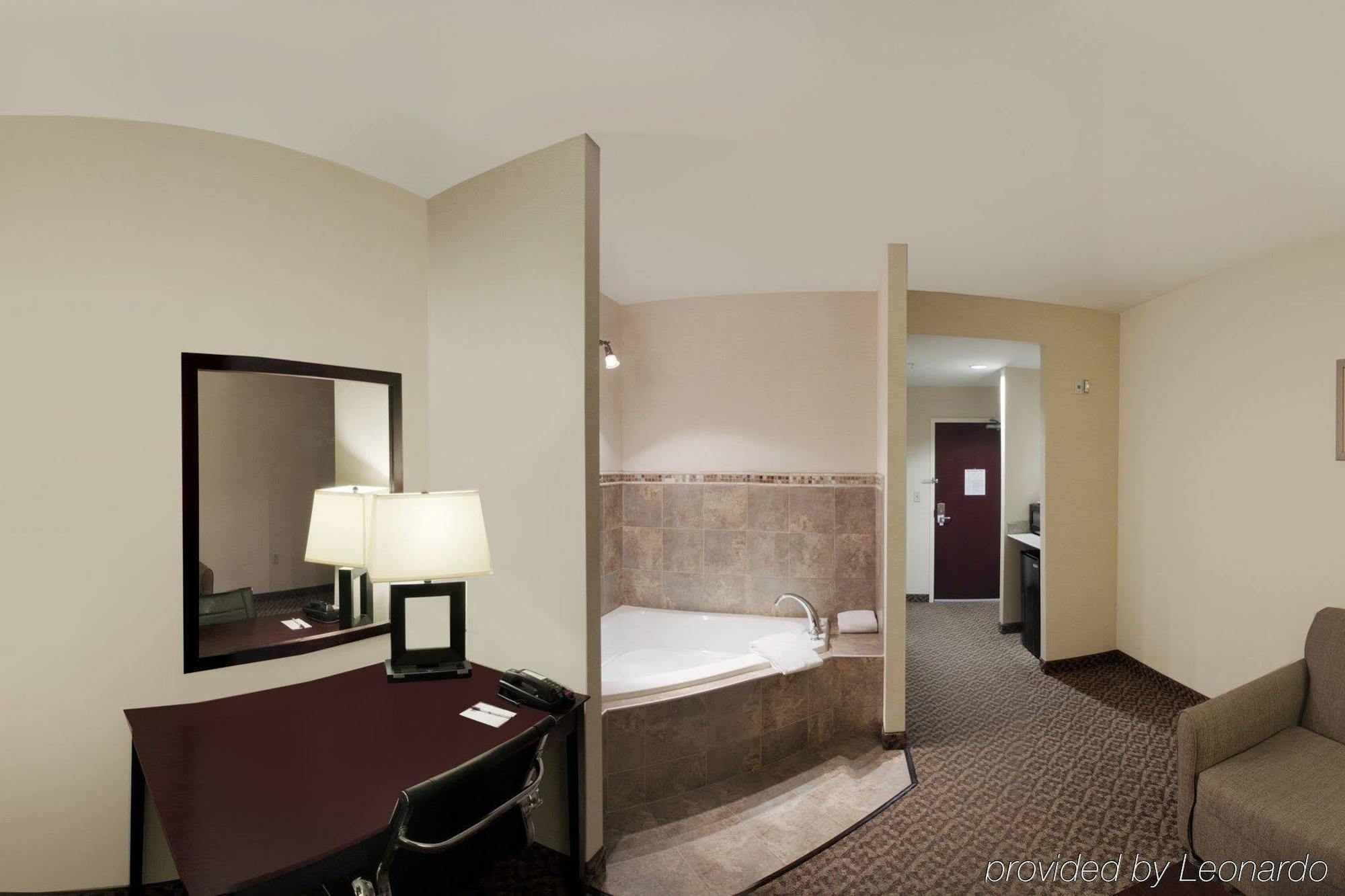 Comfort Suites Cicero - Syracuse North Εξωτερικό φωτογραφία